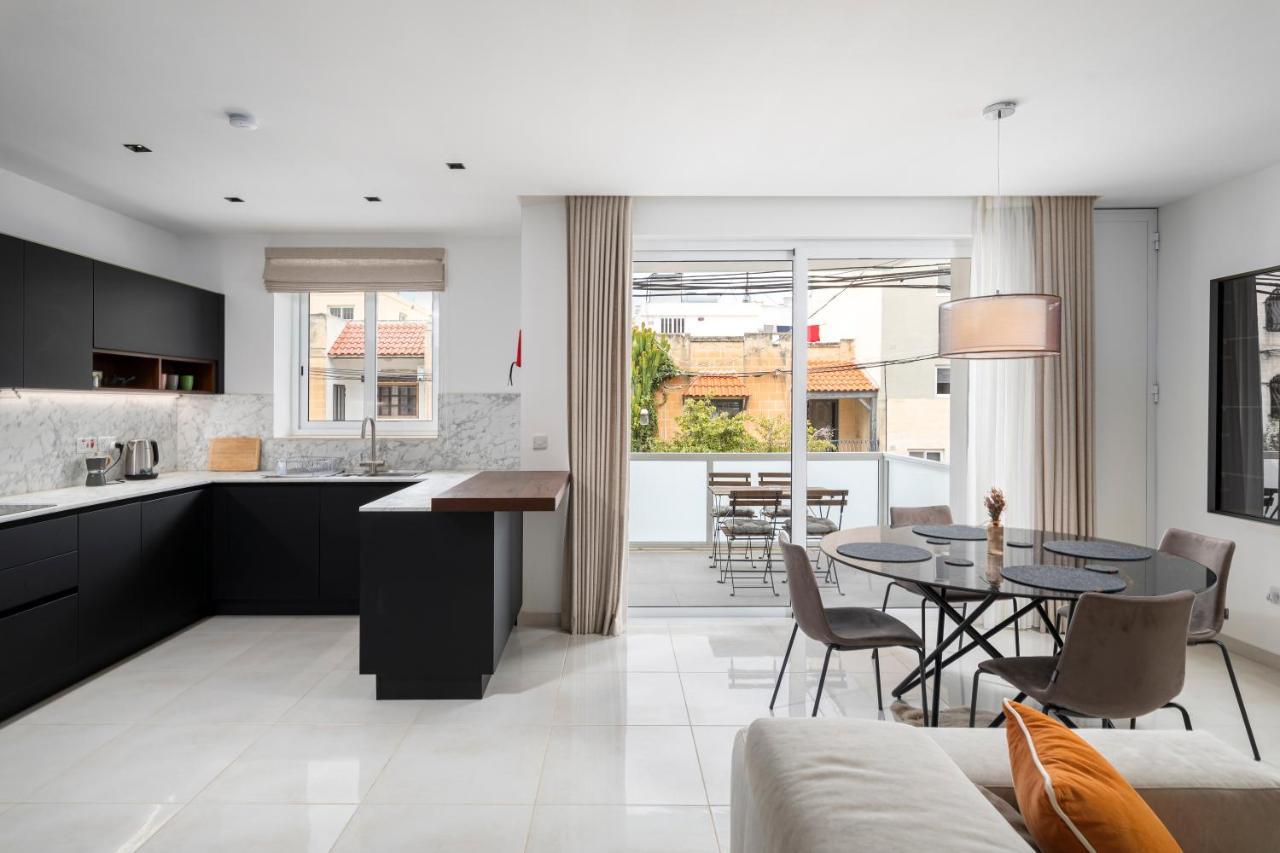 Modern 3Br Stylish Apartment With Large Balcony - Close To St Julians And St Georges Bay Is-Swieqi Exteriér fotografie